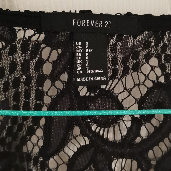 🔥 3 for $30 🔥 Forever 21 Black Lace Dress - Picture 4 of 5